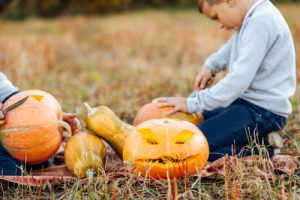 Learn how you can summon these hauntingly cheap green electricity plans for Dallas to do your bidding!