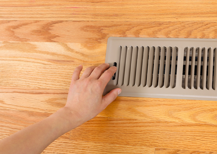 Should I Close Vents in Unused Rooms Cut To AC Bills?